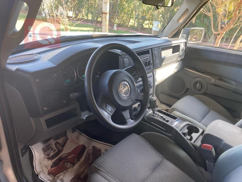 Jeep Commander